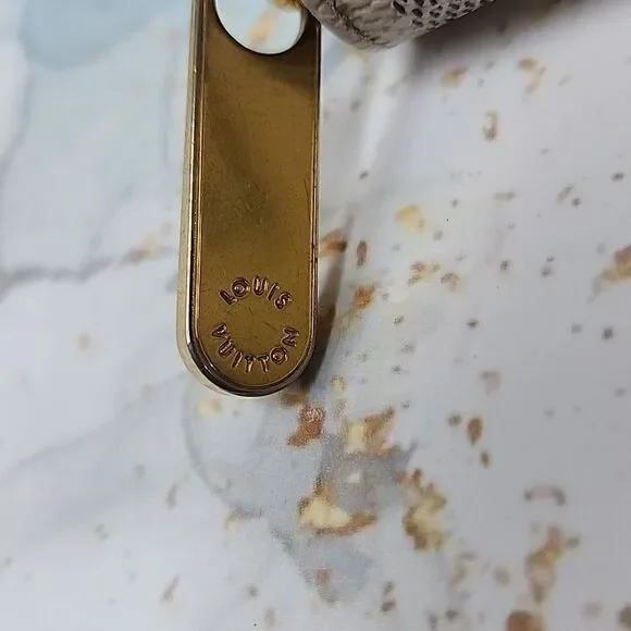 Authentic Louis Vuitton Damier Azur Zippy Zip Around Wallet - Picture 3 of 9